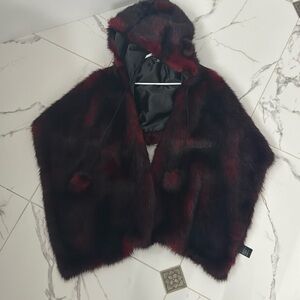 One size Bebe fur shawl/cover
